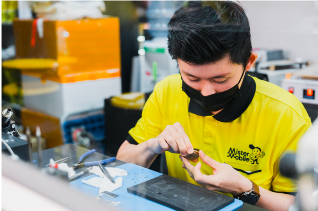 How Mister Mobile is Revolutionizing the Mobile Repair Industry