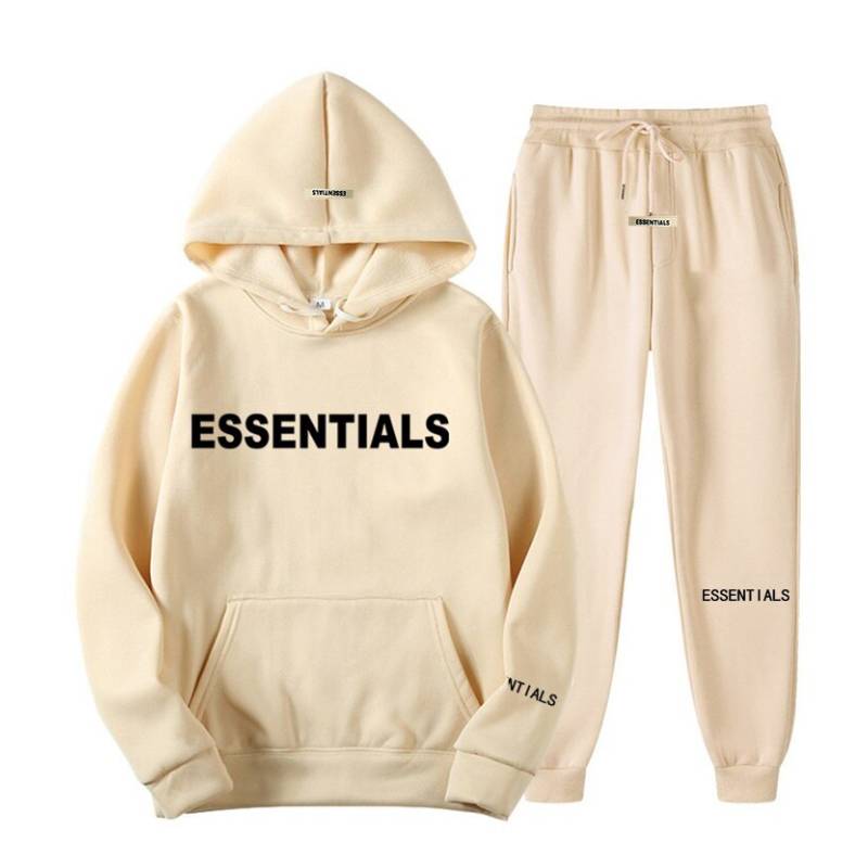 Essentials Tracksuit: Comfort, Style and Versatility Combined