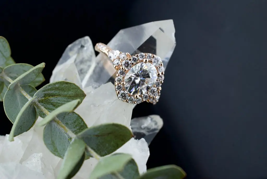 Breaking Tradition: Non-Diamond Engagement Rings That Shine in Manchester